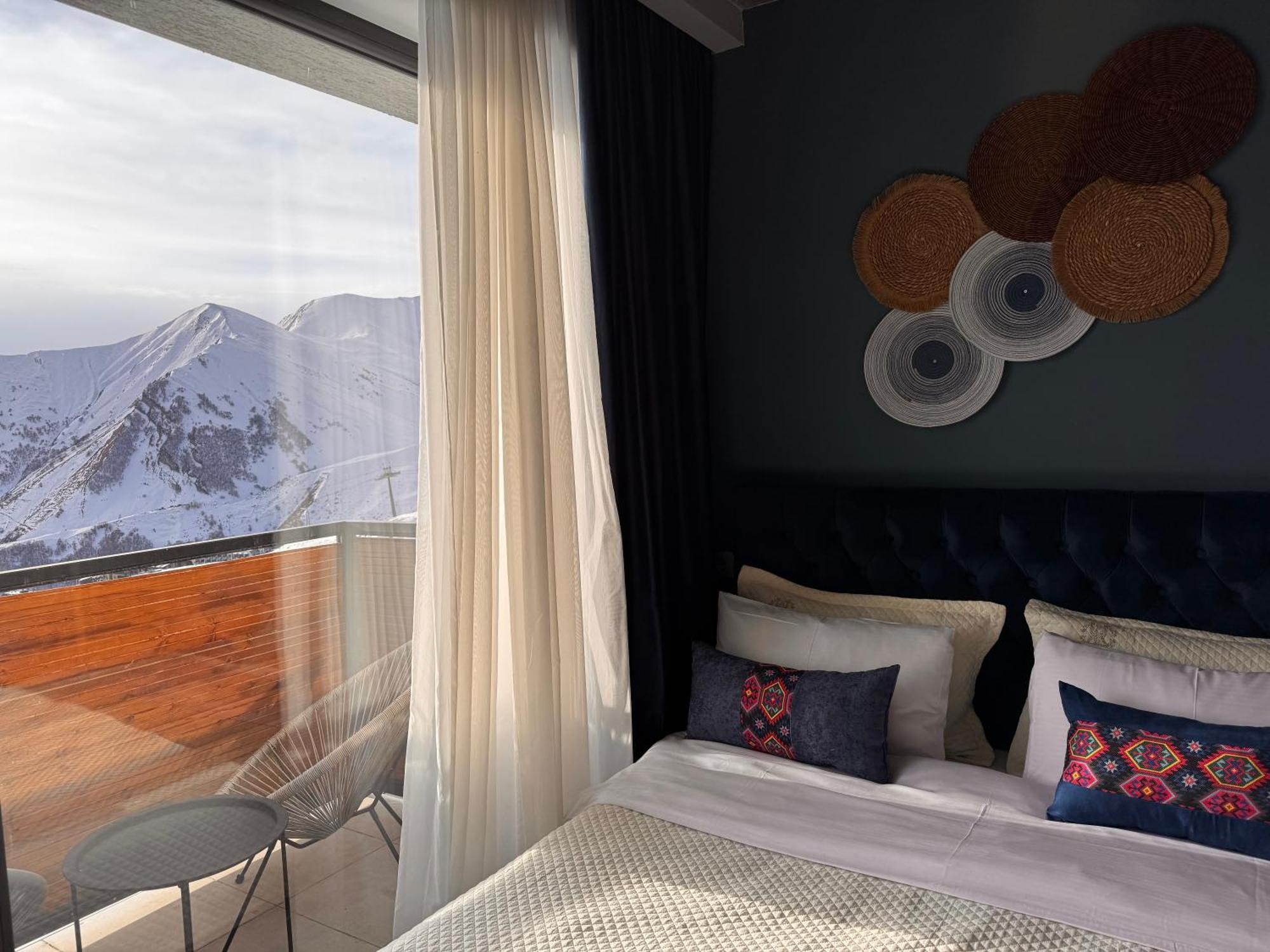Twins Apartment Delux 2, New Gudauri Exterior photo